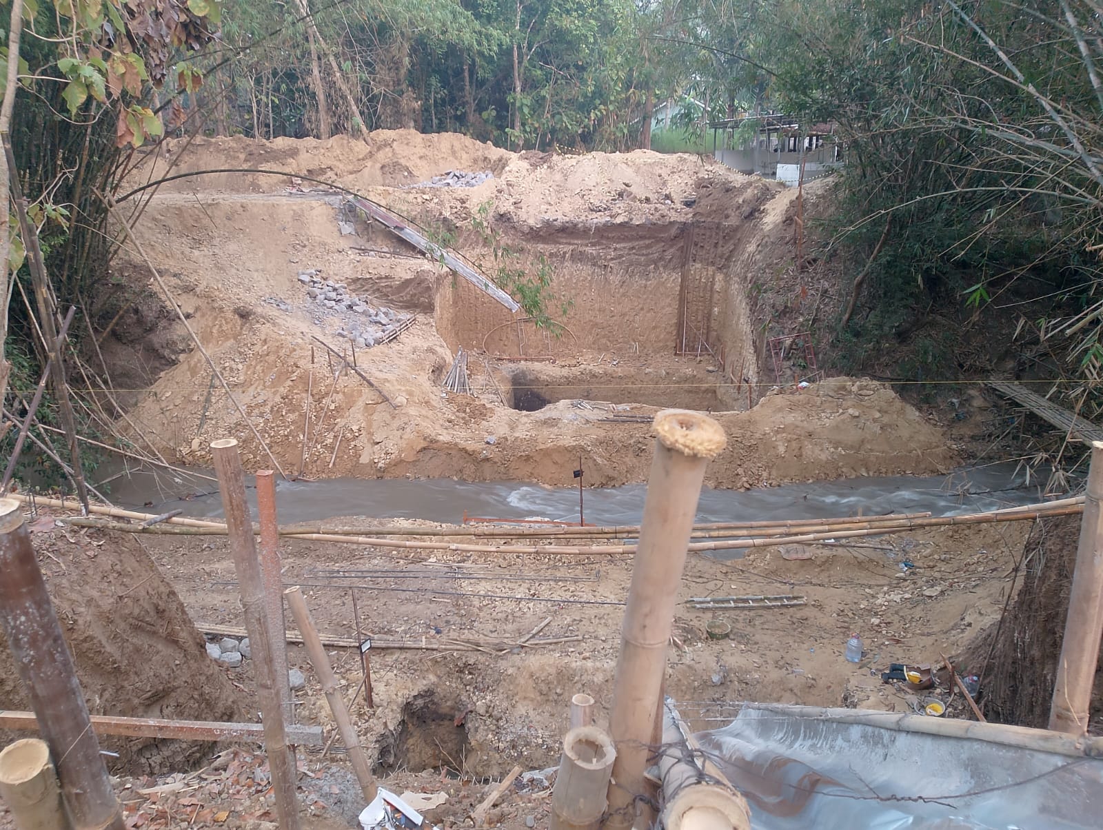 Jembatan JOHO